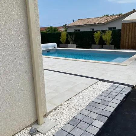 11m2 Piscine Privee *